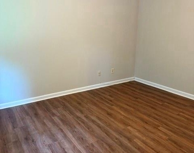 6702 W Woodthrush Drive - Photo Thumbnail 2
