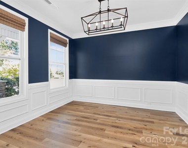 12724 Franklin Square Road - Photo Thumbnail 4