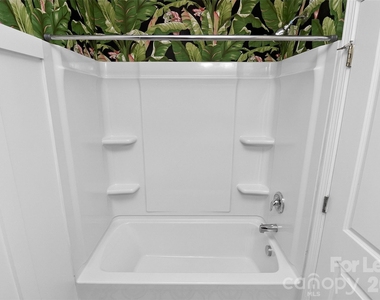 12724 Franklin Square Road - Photo Thumbnail 19