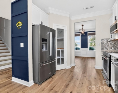 12724 Franklin Square Road - Photo Thumbnail 7