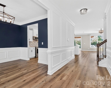 12724 Franklin Square Road - Photo Thumbnail 2