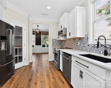 12724 Franklin Square Road - Photo Thumbnail 8