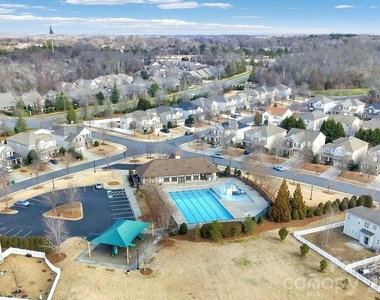 10724 Alvarado Way - Photo Thumbnail 41