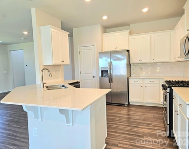 15704 Capps Road - Photo Thumbnail 7