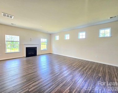 15704 Capps Road - Photo Thumbnail 3