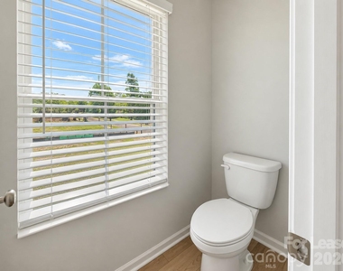6514 Harlech Street - Photo Thumbnail 32