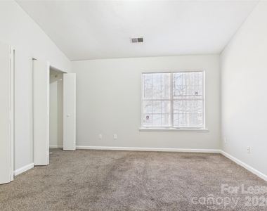 6354 Windsor Gate Lane - Photo Thumbnail 12