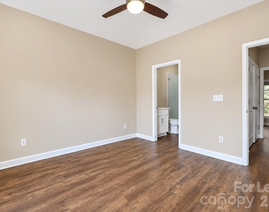 163 Singleton Road - Photo Thumbnail 9