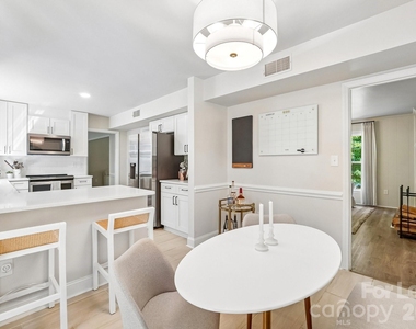 2947 Heathgate Road - Photo Thumbnail 22