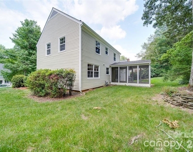 2947 Heathgate Road - Photo Thumbnail 43