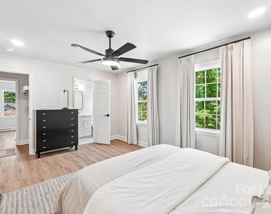 2947 Heathgate Road - Photo Thumbnail 37