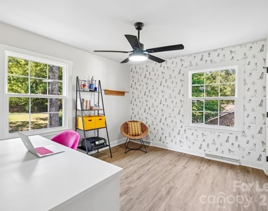 2947 Heathgate Road - Photo Thumbnail 47