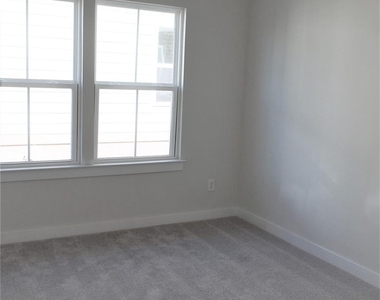 8340 Bretton Woods Drive - Photo Thumbnail 17