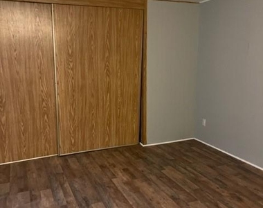 157 Merriman Road - Photo Thumbnail 12