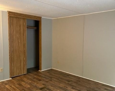 157 Merriman Road - Photo Thumbnail 16