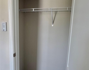 2662 Grantham Place Drive - Photo Thumbnail 28
