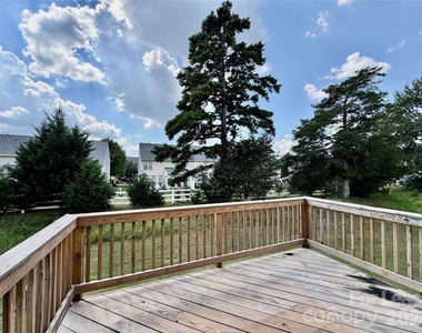 2662 Grantham Place Drive - Photo Thumbnail 15