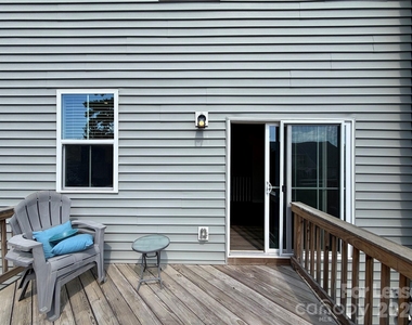 2662 Grantham Place Drive - Photo Thumbnail 16