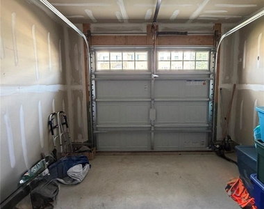 2662 Grantham Place Drive - Photo Thumbnail 31