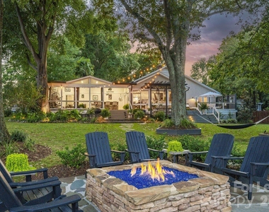 18026 Whispering Oaks Drive - Photo Thumbnail 4