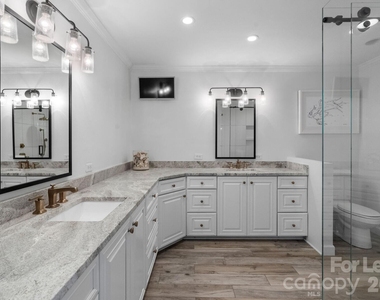 18026 Whispering Oaks Drive - Photo Thumbnail 32