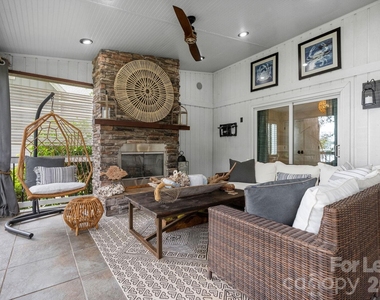 18026 Whispering Oaks Drive - Photo Thumbnail 38