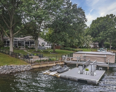 18026 Whispering Oaks Drive - Photo Thumbnail 42