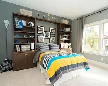 4018 Orchid Way - Photo Thumbnail 28