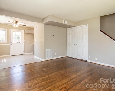 318 Highland Street - Photo Thumbnail 3