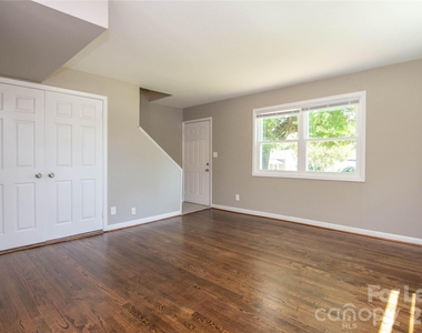 318 Highland Street - Photo Thumbnail 4
