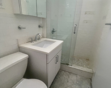 401 East 88th Street, 9D - Photo Thumbnail 6