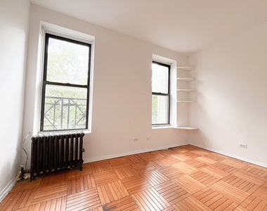 18 King Street - Photo Thumbnail 1