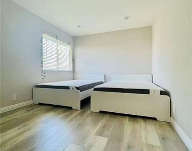 20431 Huntcliff - Photo Thumbnail 11