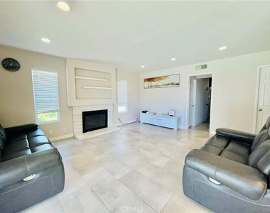 20431 Huntcliff - Photo Thumbnail 2