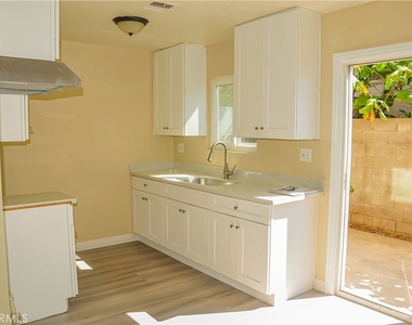 4584 Bandera Street - Photo Thumbnail 5