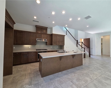 20640 W Chestnut - Photo Thumbnail 5