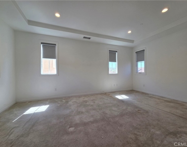20640 W Chestnut - Photo Thumbnail 16
