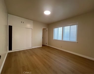 5838 Camellia - Photo Thumbnail 5