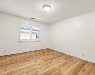 1108 Fairview Avenue - Photo Thumbnail 22