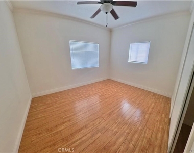 112 N Huntington - Photo Thumbnail 5
