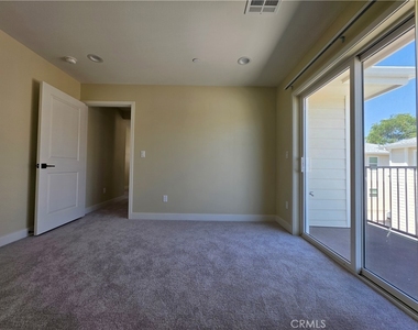650 Grand Avenue W - Photo Thumbnail 21