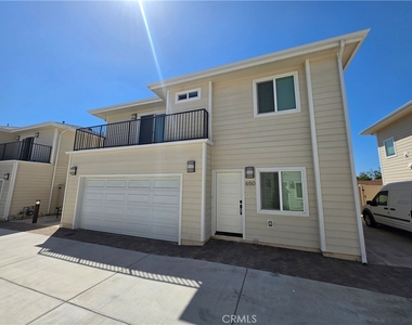 650 Grand Avenue W - Photo Thumbnail 4