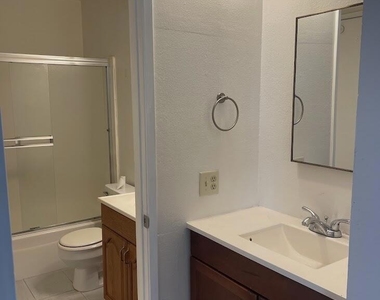 3021 E Harbor Boulevard - Photo Thumbnail 1