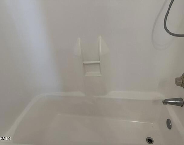 1300 Saratoga Avenue - Photo Thumbnail 4