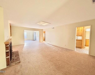 2556 Neptune Place - Photo Thumbnail 5