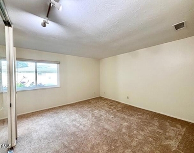 2556 Neptune Place - Photo Thumbnail 16