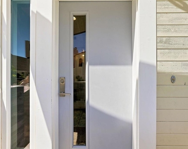 2301 Chico Court - Photo Thumbnail 11