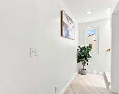 2301 Chico Court - Photo Thumbnail 33