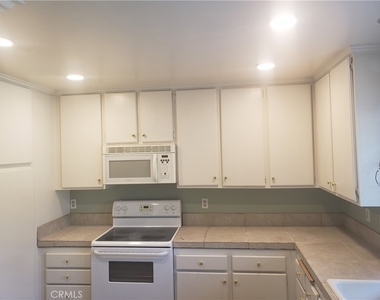 3861 Todd Place - Photo Thumbnail 3