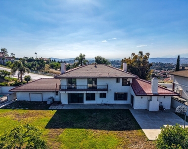 1736 Derringer Lane - Photo Thumbnail 49